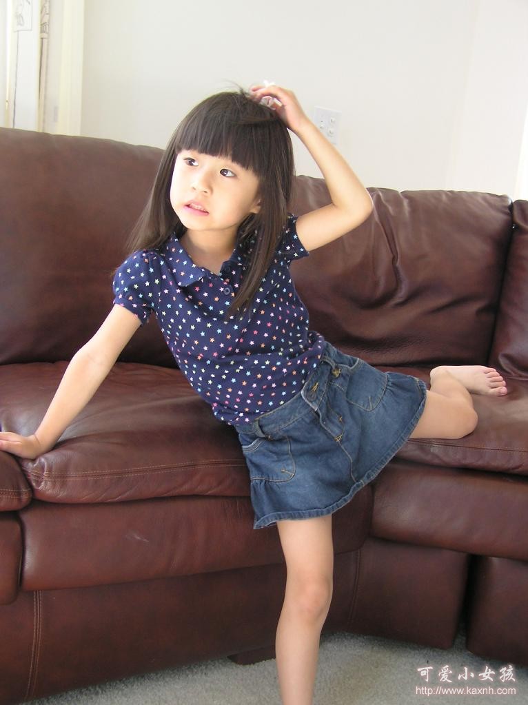 发个很可爱的小女孩